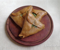 Empanadas árabes de Espinaca. Ornela Recetas.