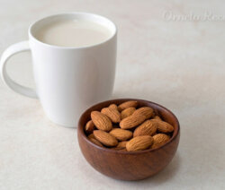Leche de Almendras. Ornela Recetas.
