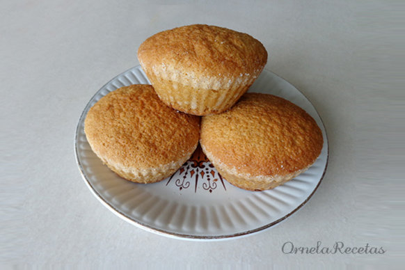 Muffins de Naranja sin TACC. Ornela Recetas.