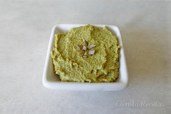 Paté de Semillas de Girasol. Ornela Recetas.