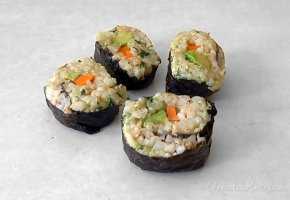 Sushi vegano con Yamani