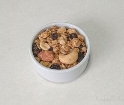 Granola con miel y pasta de maní. Ornela Recetas