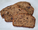 Budín integral de banana, nueces y chocolate